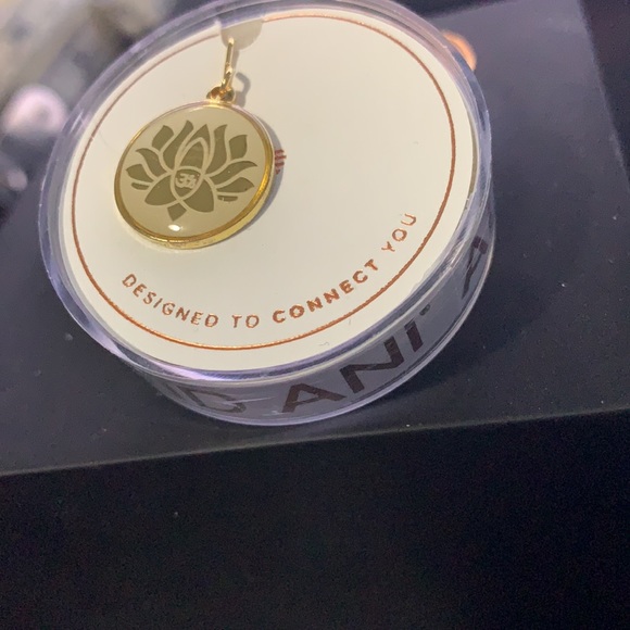 NWT LOTUS FLOWER ALEX AND ANI GOLD CHARM/ PENDANT - Picture 2 of 12